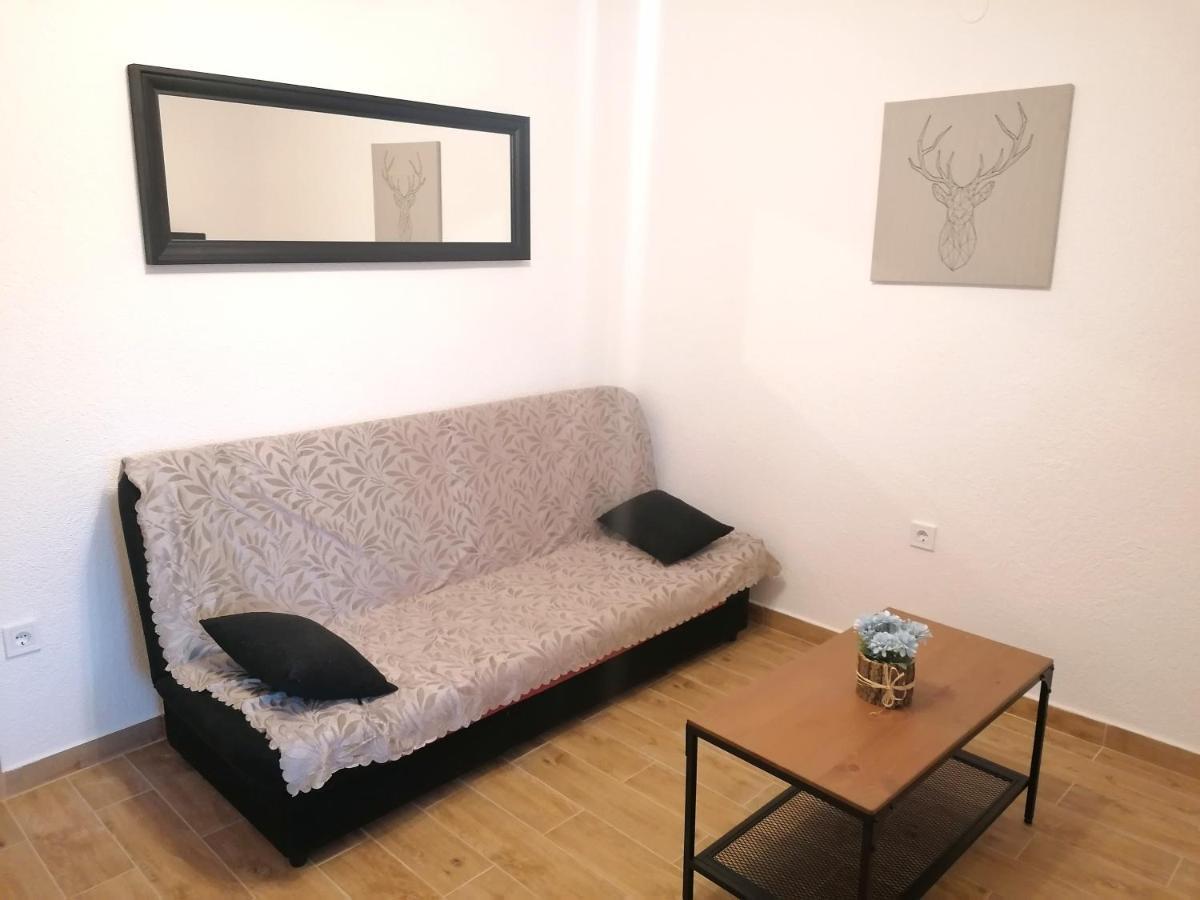 Apartments Amfora Gdinj Экстерьер фото