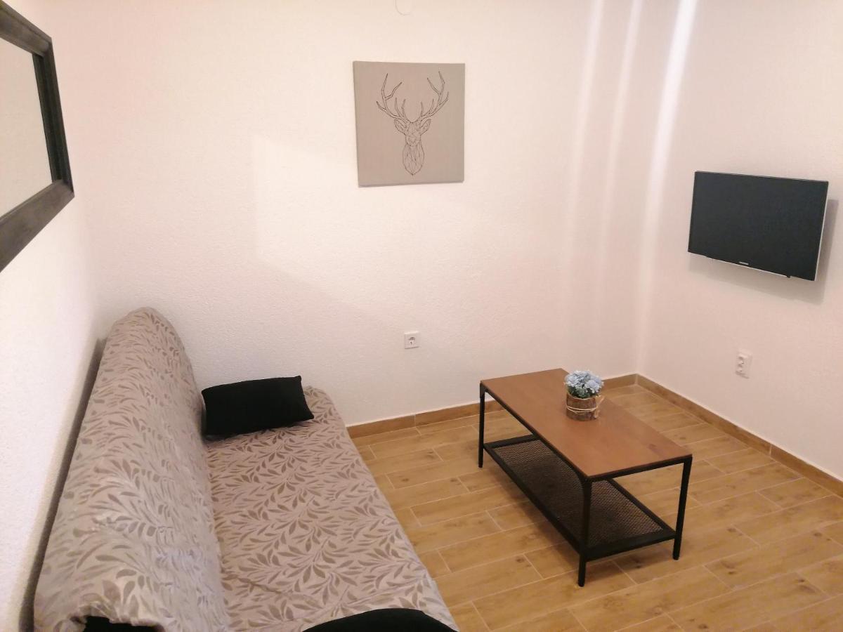 Apartments Amfora Gdinj Экстерьер фото